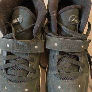 Nike Air Max Force men’s sneakers size 11.5 great condition